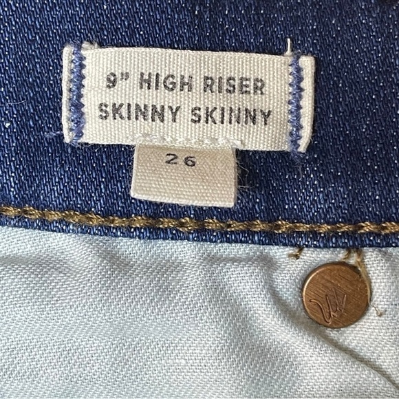 Madewell Distressed 9” High Riser Blue Jeans - Size 26 - Picture 9 of 11